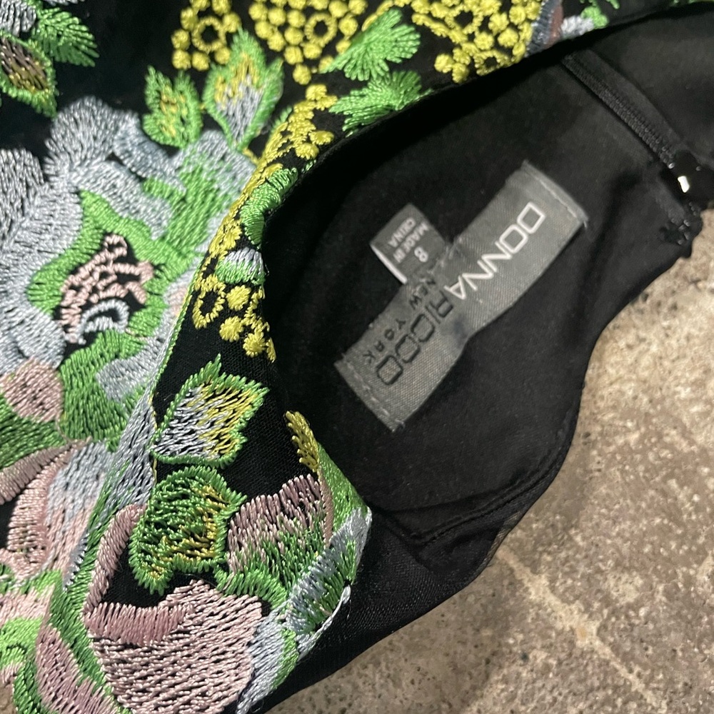 Donna Ricco Embroidered Dress - 8 - Picture 9 of 12